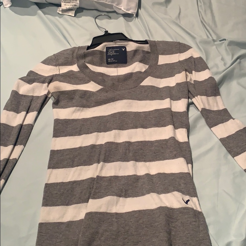 cute grey and white striped tee
